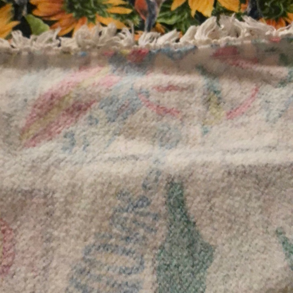 Comic shawl - Picture 4 of 4